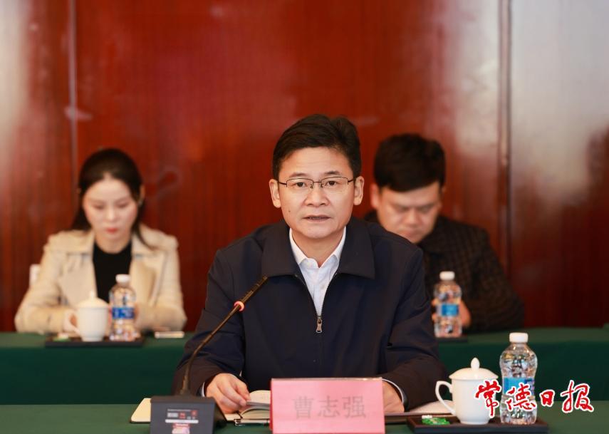 03b09c4debd54c27880432159d0cf57f.jpg 03b09c4debd54c27880432159d0cf57f.jpg