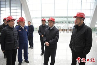 周振宇督導(dǎo)檢查安全生產(chǎn)和食品安全工作