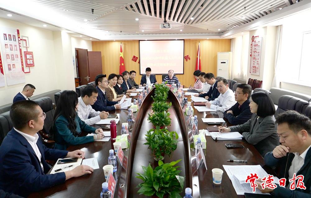 fcad62596c9b451591ccc286dde92491.jpg fcad62596c9b451591ccc286dde92491.jpg