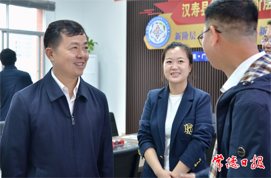 006d3732c1c34fbc99ab3199e297b38e.png 006d3732c1c34fbc99ab3199e297b38e.png