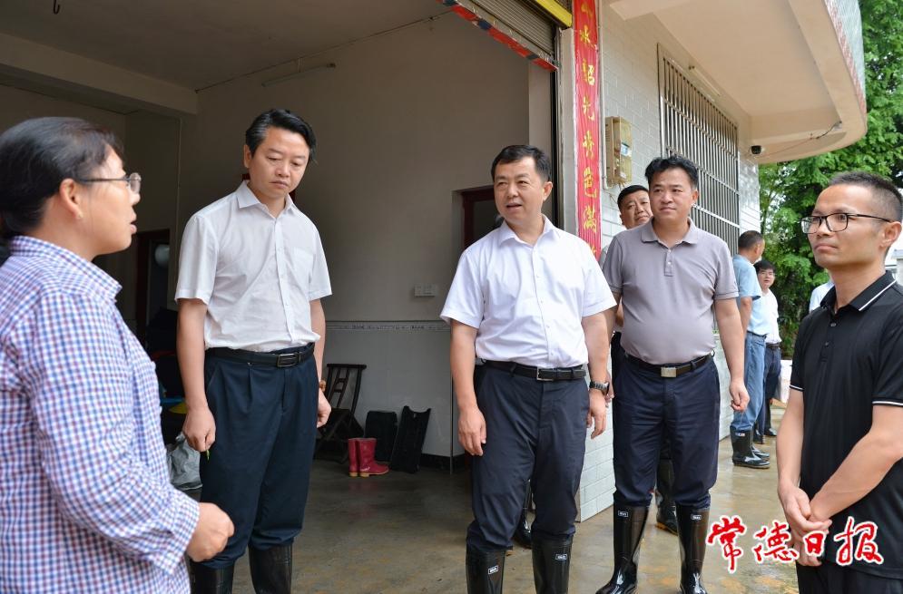 e516cc188f774bf0afe99671f533cd8a.jpg e516cc188f774bf0afe99671f533cd8a.jpg