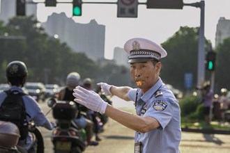 【發(fā)現(xiàn)常德之美·紅綠燈下的守護(hù)】第18期