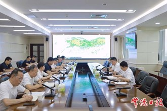 羅毅君主持召開全市防汛會商會