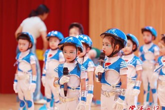 【教育】武陵區(qū)實(shí)驗(yàn)幼兒園舉辦藝術(shù)節(jié)文藝匯演活動(dòng)