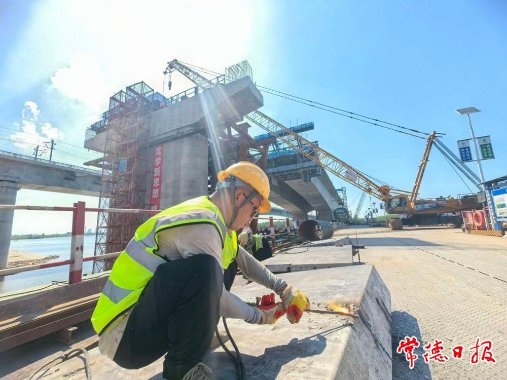 bf7eb765514045579e2f66e9cc68cbee.jpeg bf7eb765514045579e2f66e9cc68cbee.jpeg