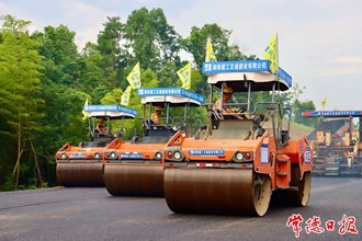 益常高速擴(kuò)容工程建設(shè)開啟“加速度”