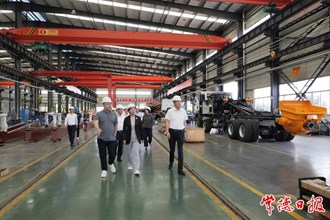 張迎春來(lái)常德考察調(diào)研 持續(xù)加強(qiáng)科技創(chuàng)新 提升企業(yè)核心競(jìng)爭(zhēng)力