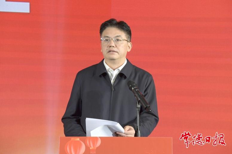 市委書記羅毅君致辭