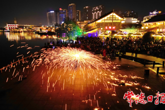 【我們的節(jié)日?春節(jié)】賞非遺品美食 常德河街喜迎客流高峰