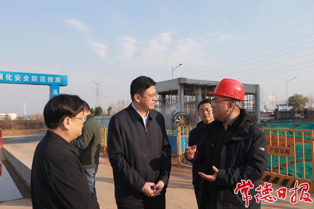 市委書(shū)記羅毅君在華杏堂項(xiàng)目現(xiàn)場(chǎng)調(diào)研
