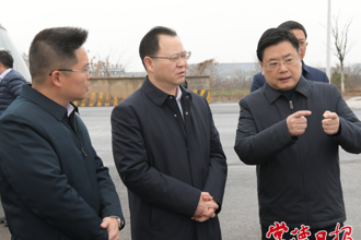 周振宇赴常德經(jīng)開區(qū)調(diào)研經(jīng)濟(jì)社會發(fā)展時(shí)強(qiáng)調(diào)：強(qiáng)化責(zé)任擔(dān)當(dāng) 勇于爭先進(jìn)位 爭做常德產(chǎn)業(yè)發(fā)展“領(lǐng)頭雁”