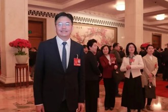 中外新聞網(wǎng)頭條 | 訪全國人大代表、常德市委書記羅毅君