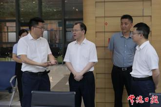 周振宇調(diào)研市公共資源交易中心：全力打造陽(yáng)光透明、風(fēng)清氣正的交易生態(tài)