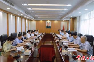 羅毅君與湖南機(jī)場集團(tuán)舒行鋼一行座談