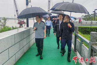 周振宇赴津市、澧縣督導(dǎo)防汛抗災(zāi)工作
