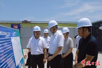 羅毅君在西洞庭管理區(qū)、西湖管理區(qū)調(diào)研時(shí)強(qiáng)調(diào)：發(fā)揮優(yōu)勢(shì)彰顯特色 凝心聚力推動(dòng)高質(zhì)量發(fā)展