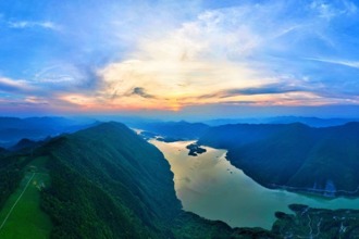 【石門】白云山絕美震撼全景~