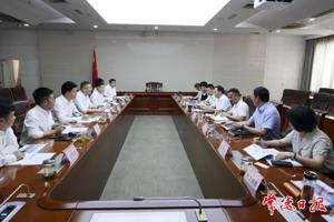 周振宇會見華為公司湖南總經(jīng)理詹德生一行