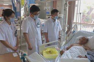 誤食灰花紋鵝膏菌 一家三口中毒